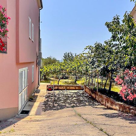Studio Vesna With A Terrace And Sea View Rabac Exterior photo