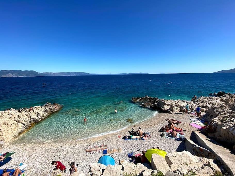 Studio Vesna With A Terrace And Sea View Rabac Exterior photo