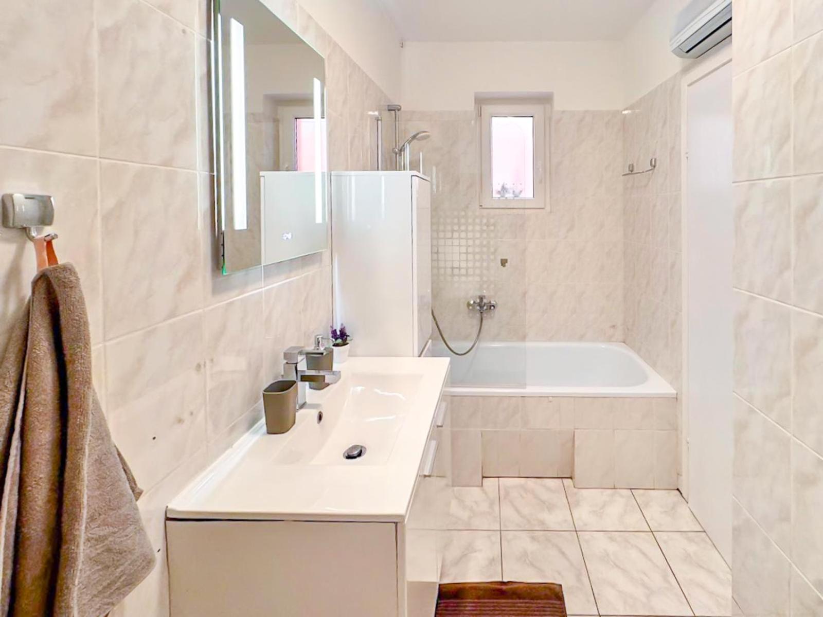 Studio Vesna With A Terrace And Sea View Rabac Exterior photo