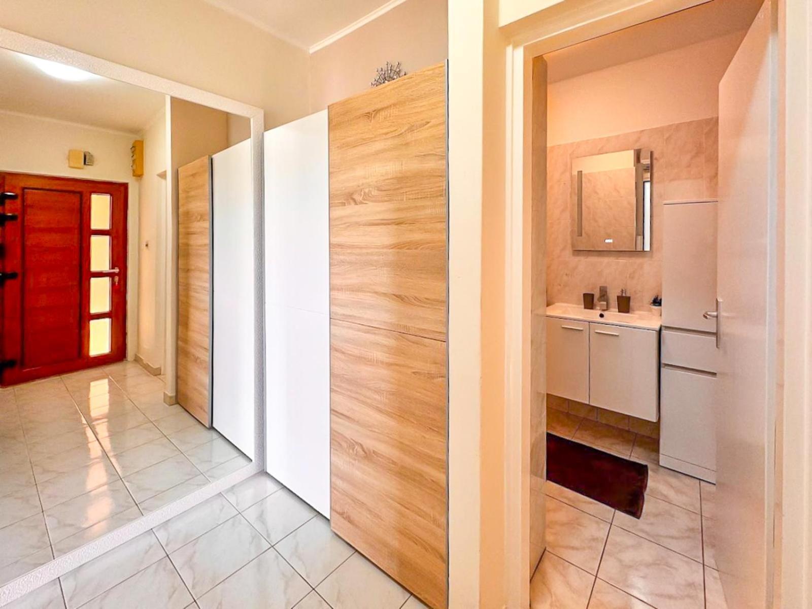 Studio Vesna With A Terrace And Sea View Rabac Exterior photo